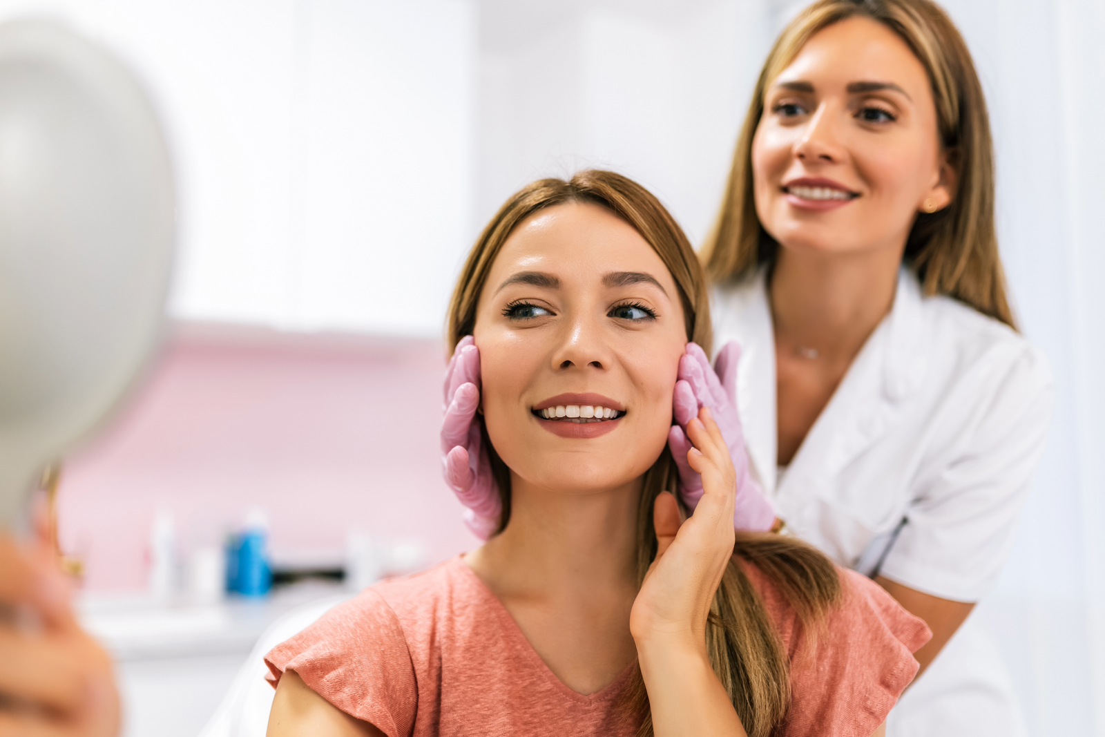 HOY LO MAS NOVEDOSO SON LOS PROCEDIMIENTOS ESTETICOS CON ARMONIZACION FACIAL.